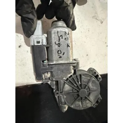 207 SAĞ ÖN CAM MOTORU 