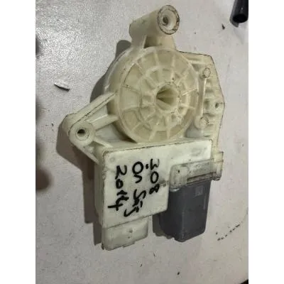 308 SAĞ ÖN CAM MOTORU 