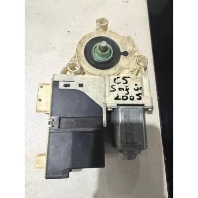 C5 SAĞ ÖN CAM MOTORU 