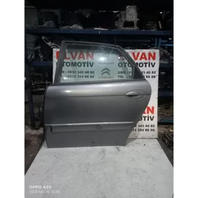C5 2001-2006 DOLU GRİ SOL ARKA KAPI