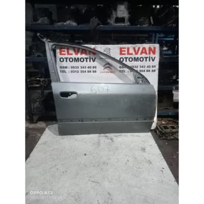 607 2001-2005 BOŞ GRİ SAĞ ÖN KAPI 