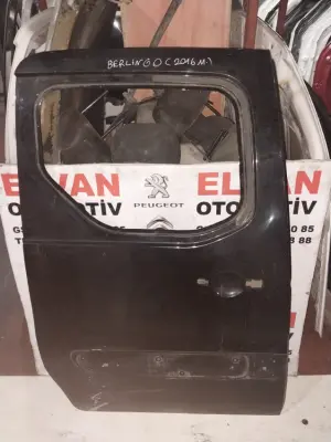 BERLİNGO PARTNER TEPEE 2009-2019 BOŞ SİYAH SAĞ ARKA KAPI 