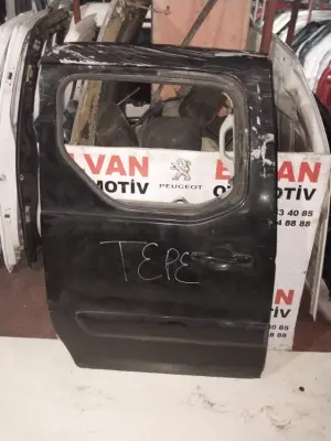 PARTNER TEPEE 2009-2019 BOŞ SİYAH SAĞ ARKA KAPI 